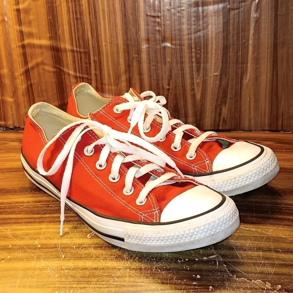 Converse red white unisex men's 8 woman's 10